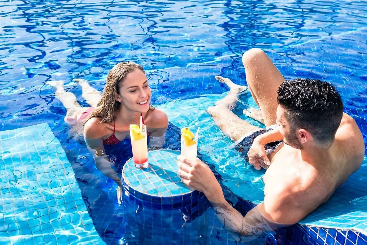 Barcelo Bavaro Beach (Adults Only) Punta Cana 5*,